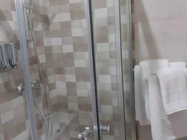 تختخواب و صبحانه Tj Boutique Accommodation