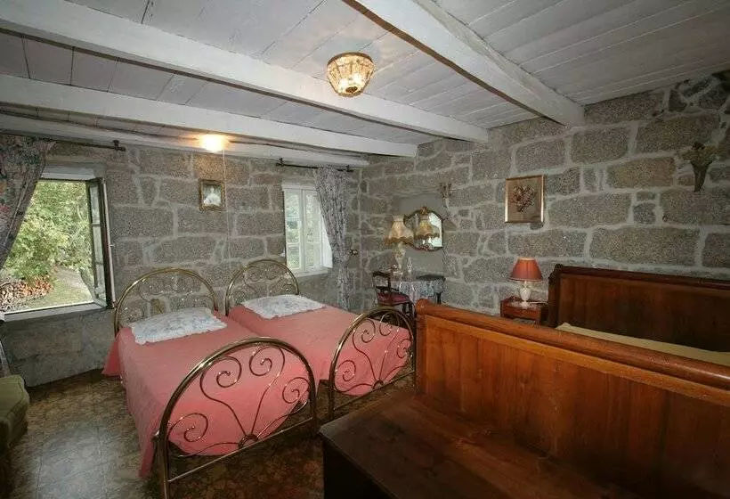 Hostelli Domaine De Croccano