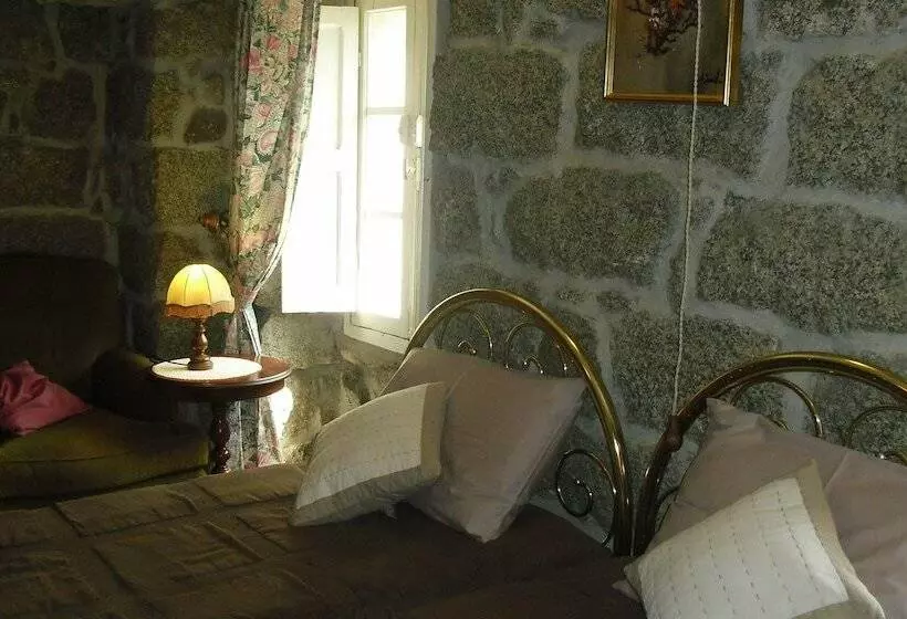 Hostelli Domaine De Croccano