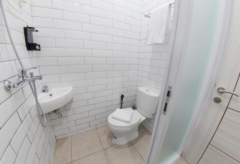 Gästgiveri Voxstay Karawang