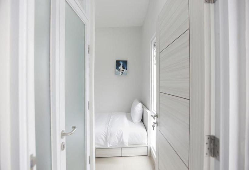 Gästgiveri Voxstay Karawang