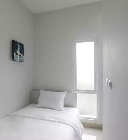 Hostal Voxstay Karawang