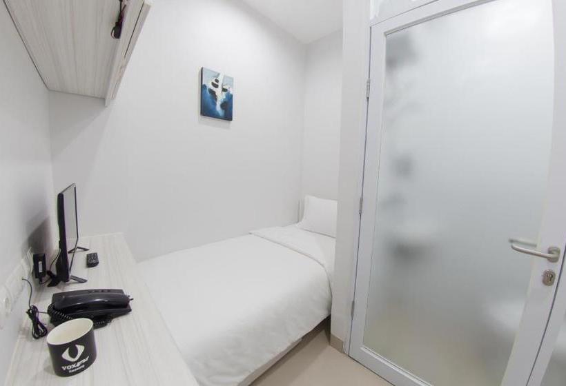 Gästgiveri Voxstay Karawang