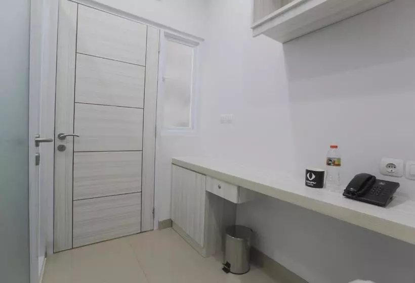 Hostal Voxstay Karawang