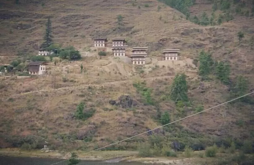 هتل Amaa's Suites