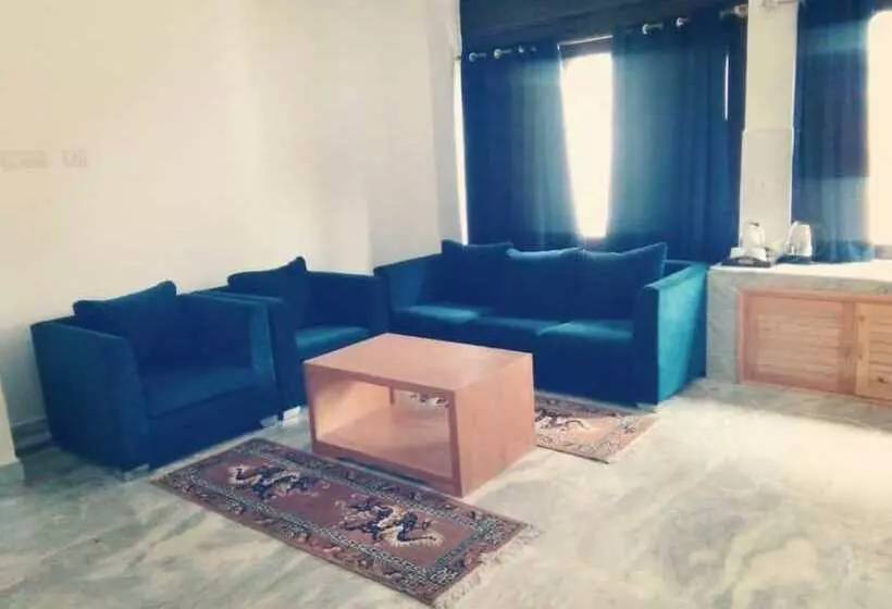 هتل Amaa's Suites