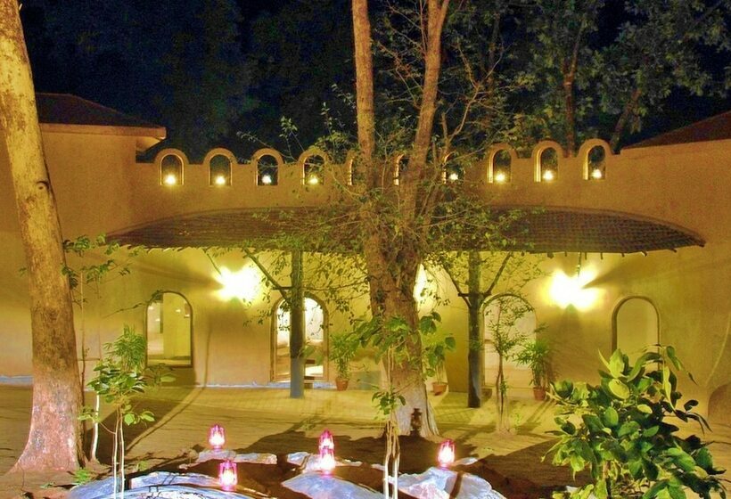 Hotel Genx Kanha By 1589