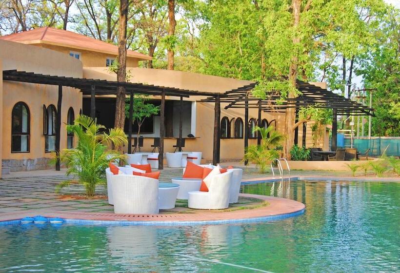 Hotel Genx Kanha By 1589