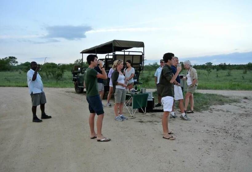 ホテル Honeyguide Khoka Moya Camp