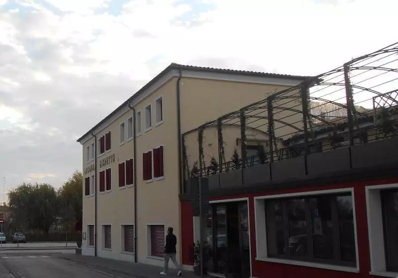 Hotelli Locanda Righetto