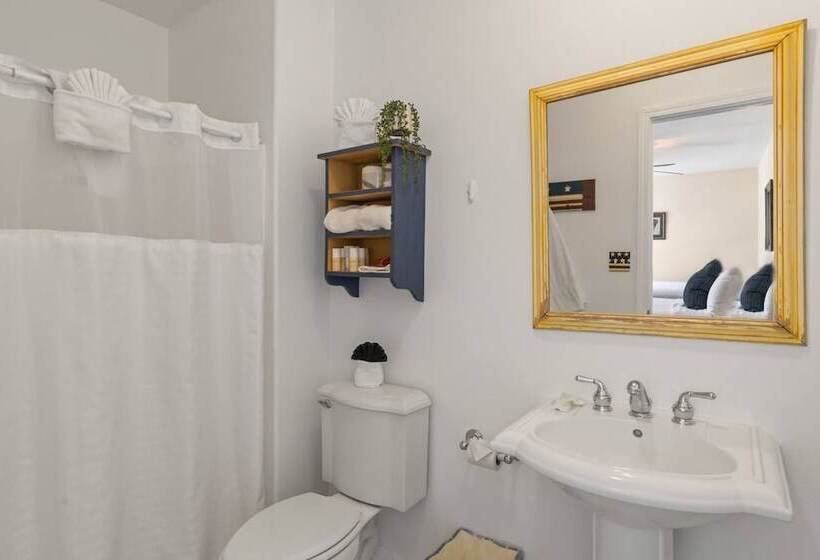 酒店 The Bent Elbow