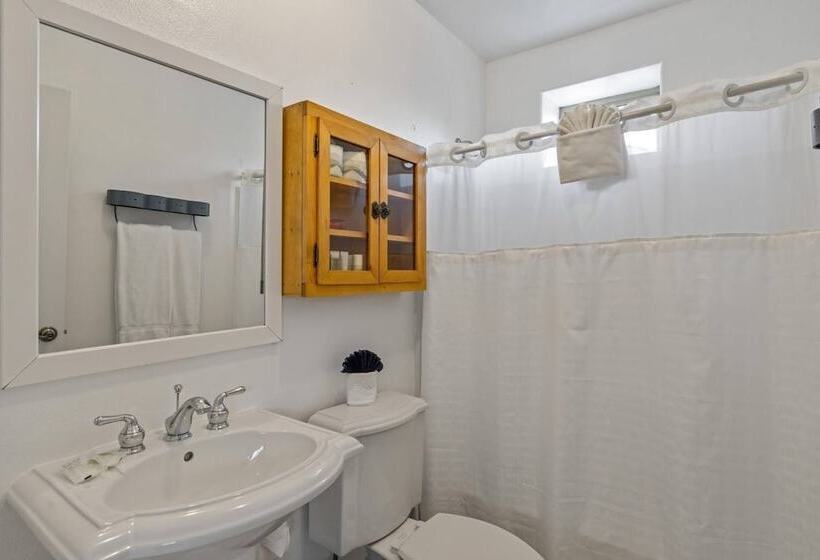 酒店 The Bent Elbow