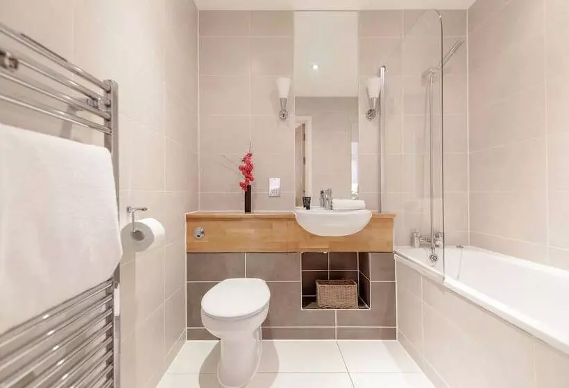 Roomspace Apartments  Marquis Court