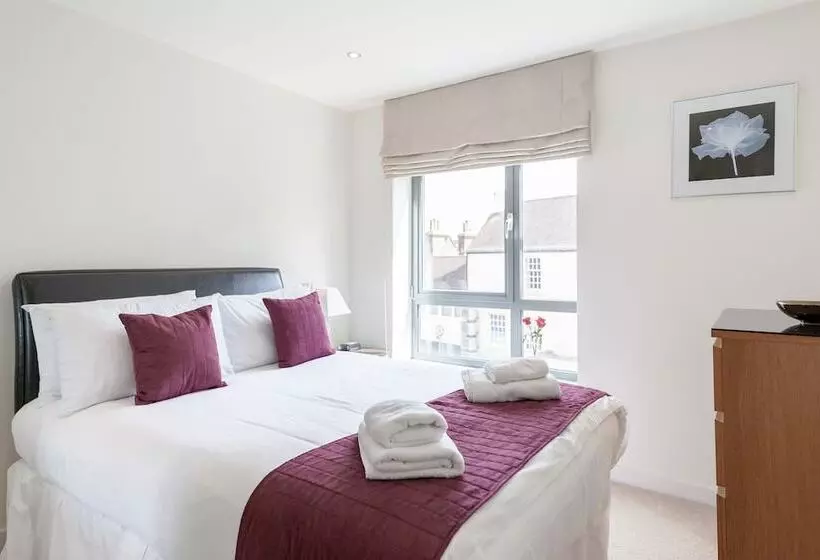 Roomspace Apartments  Marquis Court