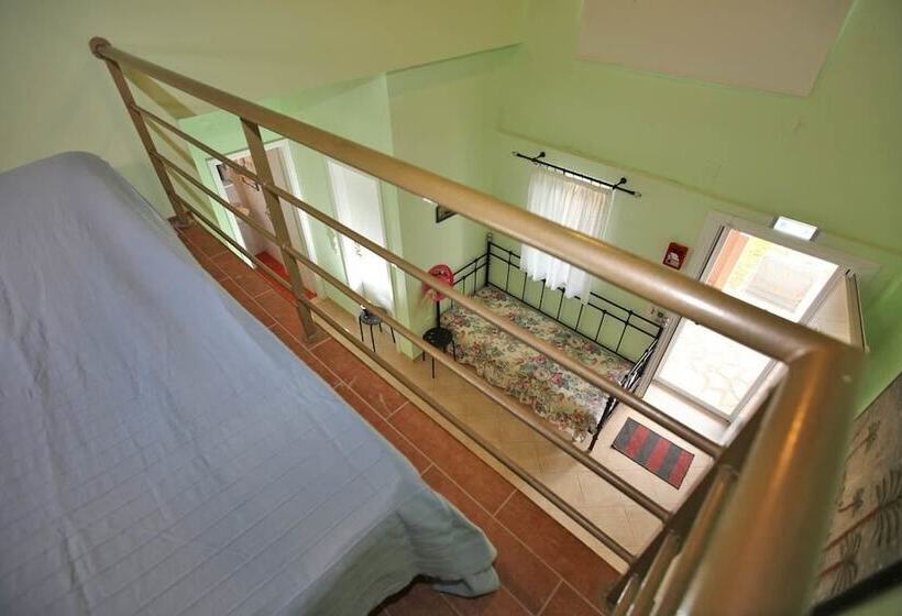 Spedion Villa Gytheio