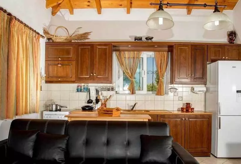 Spedion Villa Gytheio