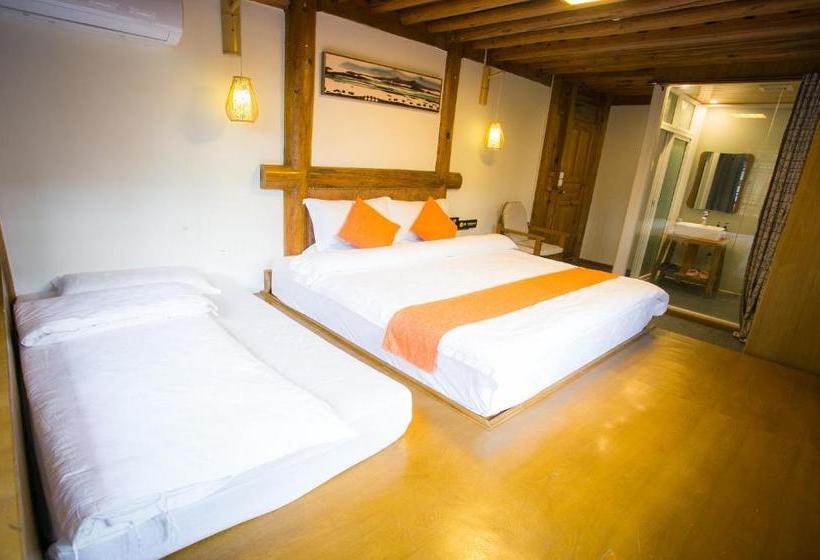 فندق صغير Floral Four Season Inn