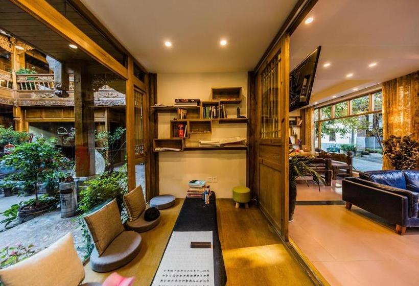 فندق صغير Floral Four Season Inn