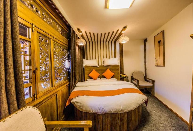 فندق صغير Floral Four Season Inn