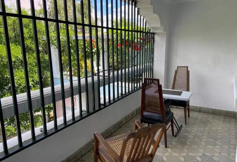 ユースホステル Hostal Cumbres Del Volcan Flor Blanca