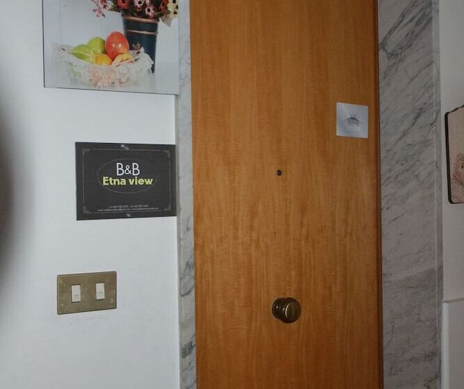 민박 Bed Relax Etnaview Self Check In