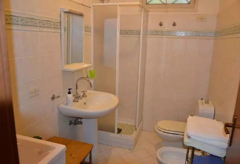 Aamiaismajoitus (B&B) Bed Relax Etnaview Self Check In