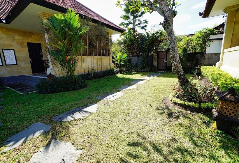 Bed and Breakfast Adil Villa And Resort