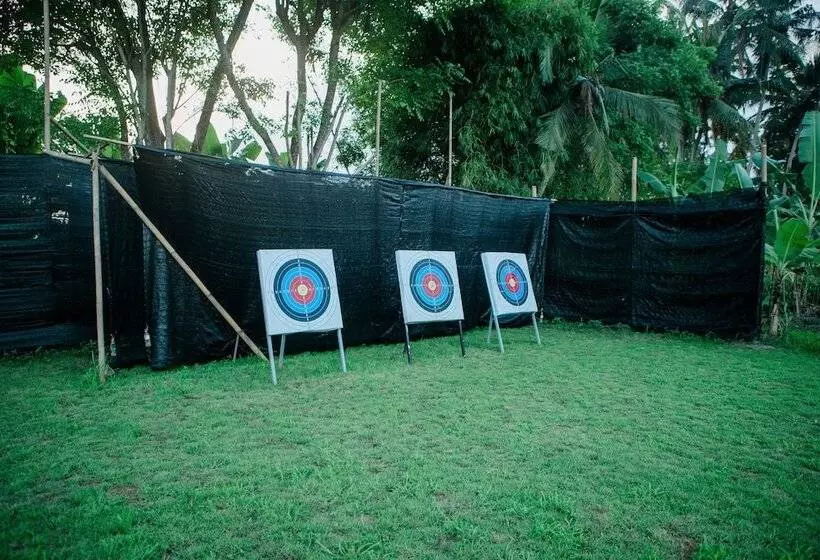 Aamiaismajoitus (B&B) Adil Villa And Resort