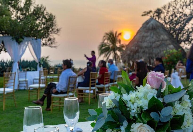 هتل Atami Escape Resort