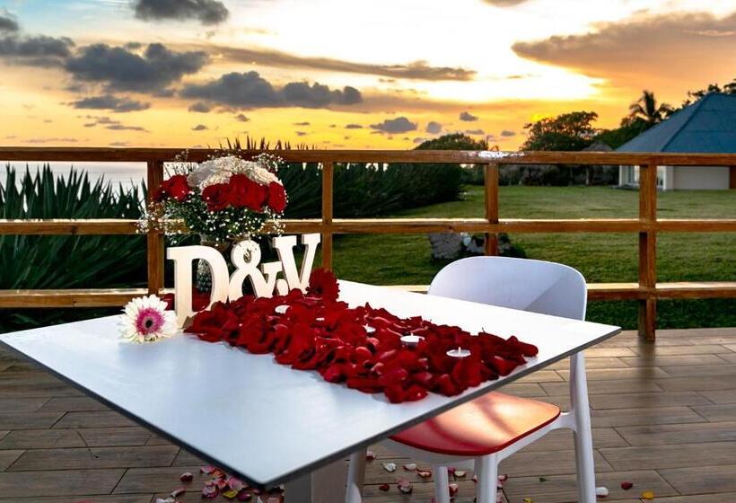 هتل Atami Escape Resort