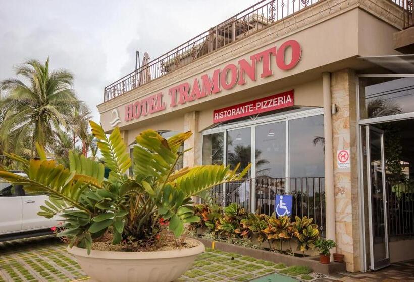 Beachfront Hotel Tramonto