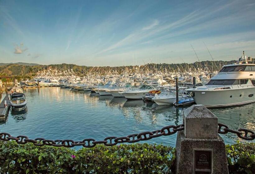 בית מלון כפרי Hrg Condos At Los Suenos