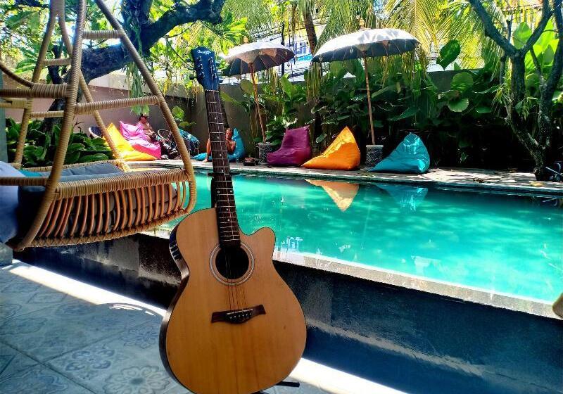 בית מלון כפרי Interconnection Hostel