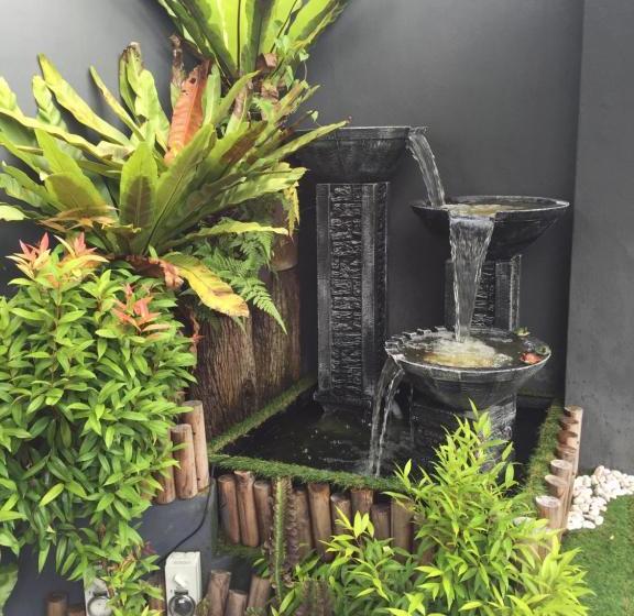 Otel Kluang Container Swimming Pool