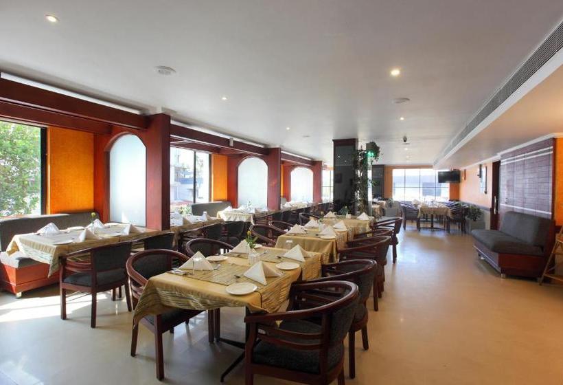 Hotel Park Residency