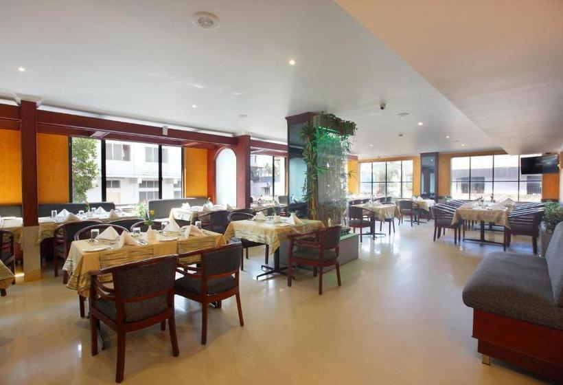 Hotel Park Residency