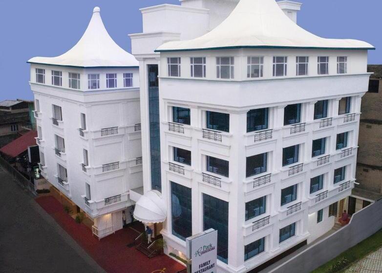 Hotel Park Residency