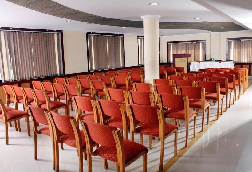 Hotel Park Residency