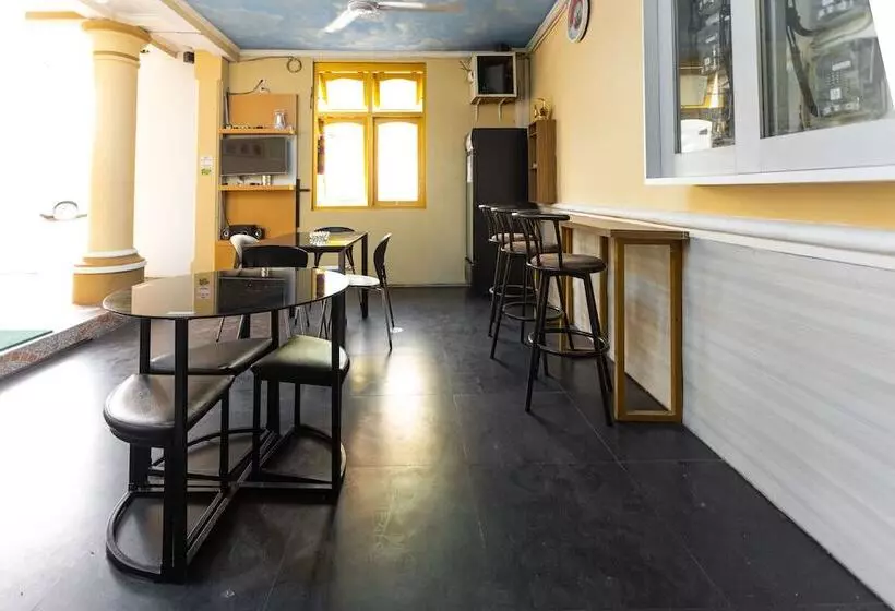 Hotel Reddoorz @ Danau Bratan