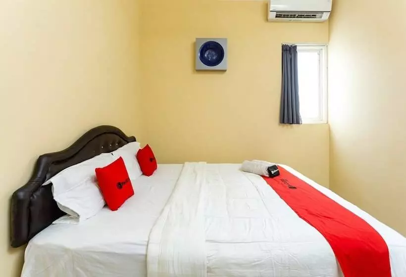 Hotel Reddoorz @ Danau Bratan