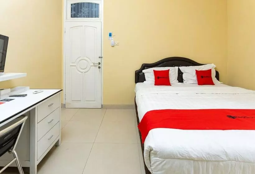 Hotel Reddoorz @ Danau Bratan