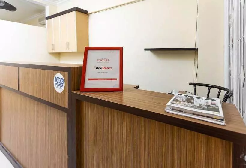 Hotel Reddoorz @ Danau Bratan