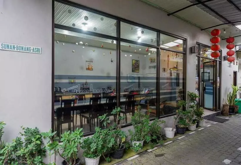 Hotelli Reddoorz Syariah @ Sunan Bonang Magelang