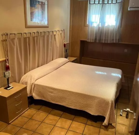 Maaseutuhotelli El Rento Alojamiento Rural