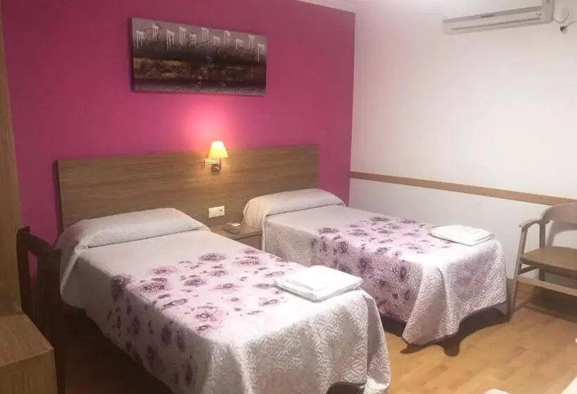 Maaseutuhotelli El Rento Alojamiento Rural