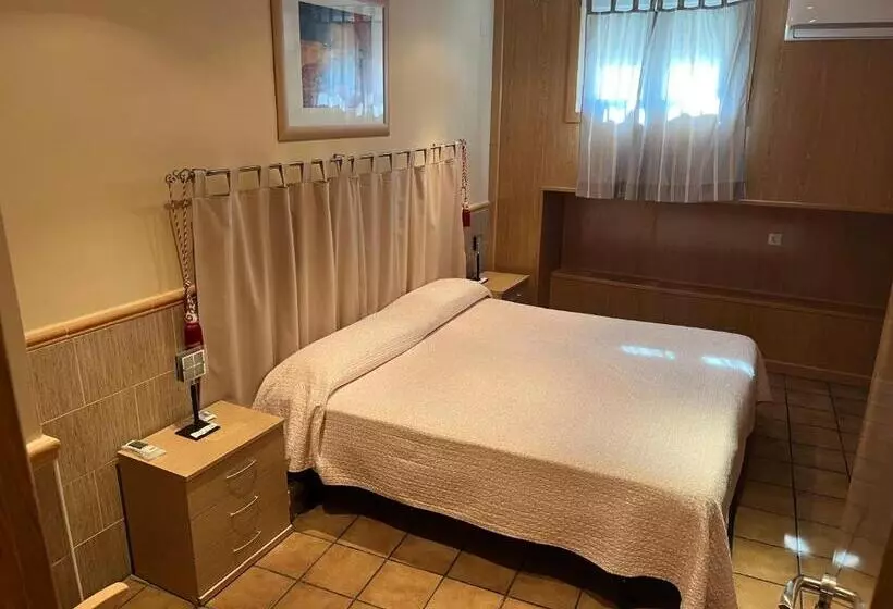 Maaseutuhotelli El Rento Alojamiento Rural