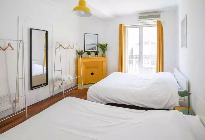 Nocnoc   La Comédie