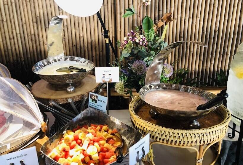 Phi Phi Coco Beach Resort   Sha Extra Plus