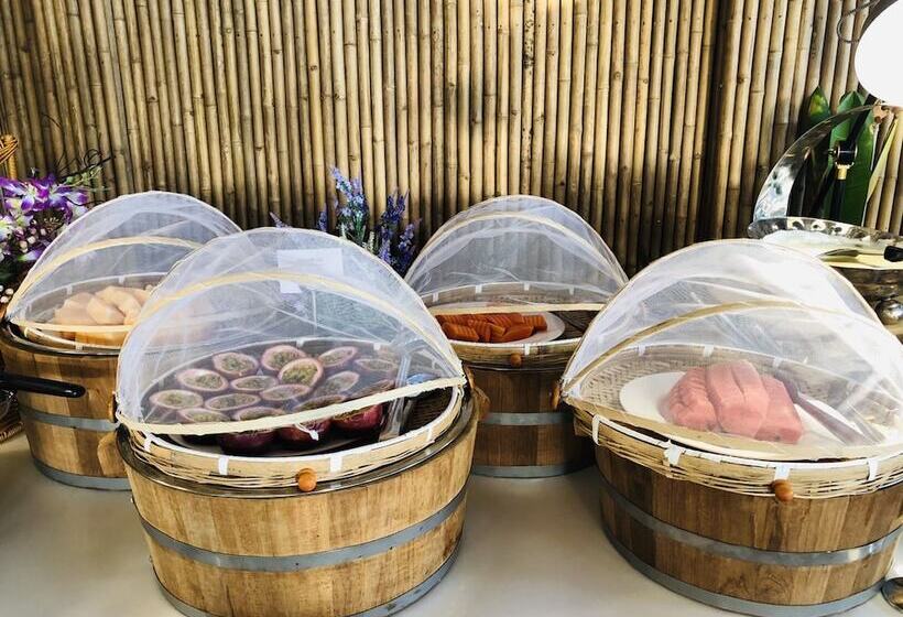 Phi Phi Coco Beach Resort   Sha Extra Plus