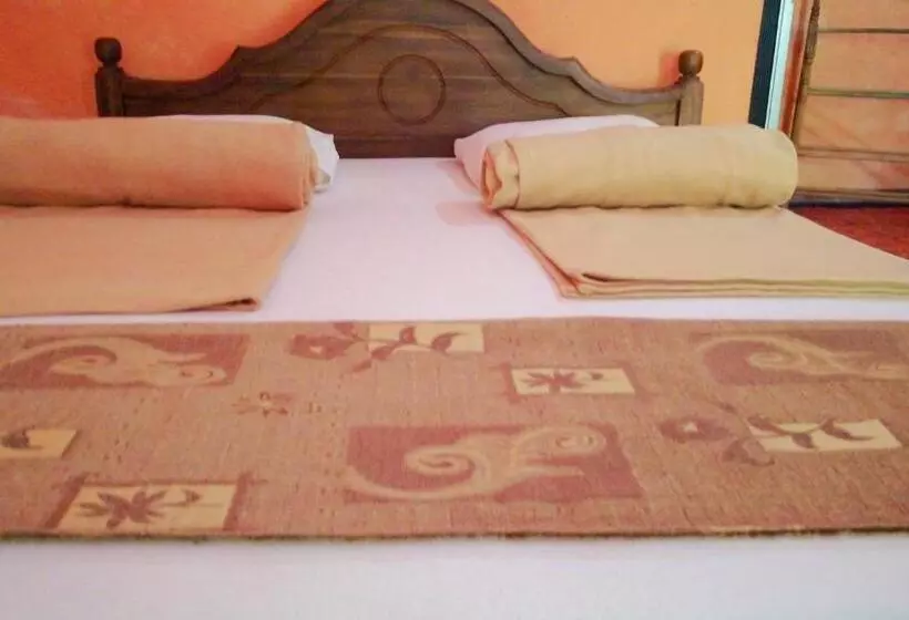 リゾートホテル Blue Sky Guest House Dambulla